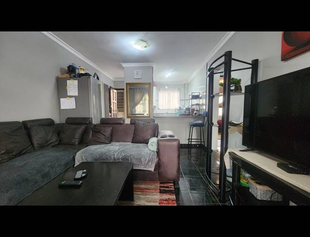 2 BEDROOM APARTMENT FOR SALE IN NORTH BEACH